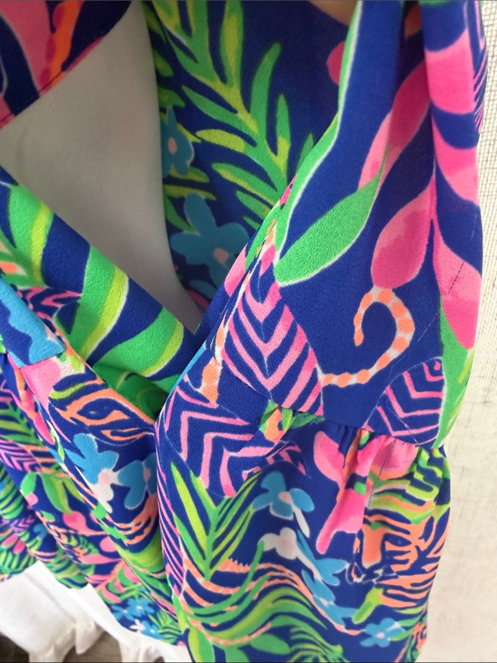 Lilly Pulitzer Sleeveless Blue & Pink Tropical Print Tiered Dress Size Large - Picture 13 of 14